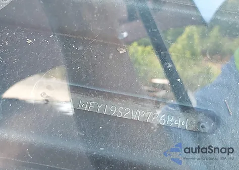 1998 Jeep Wrangler Sport из США, поврежденный, VIN 1J4FY19S2WP786844